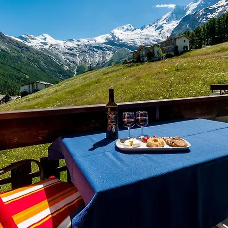 Haus Belle-vue Διαμέρισμα Saas Fee