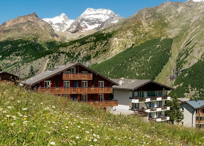 Haus Belle-vue * Saas-Fee