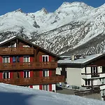 Daire Haus Belle-vue Saas Fee